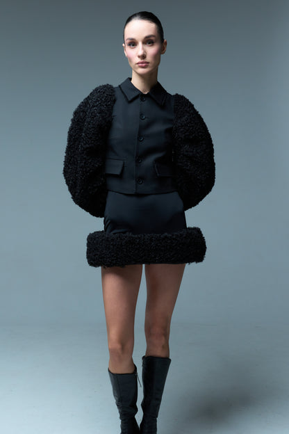 FLUFFY VEST
